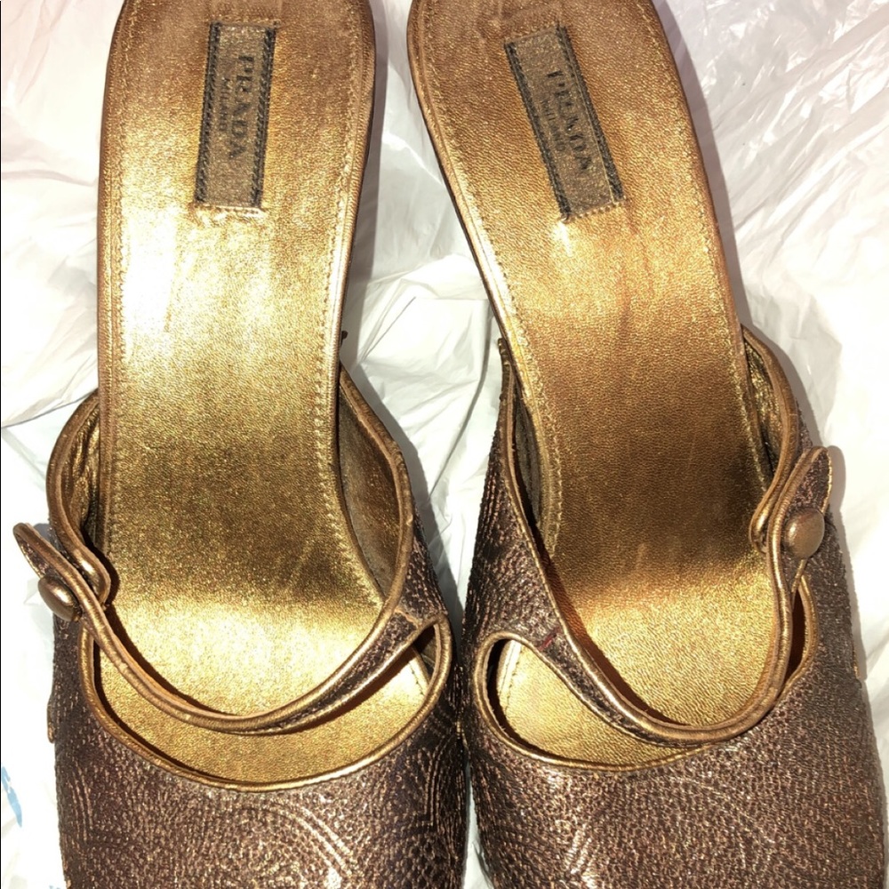 Size 40 1/2 Prada Milano Wedgdes/Heels